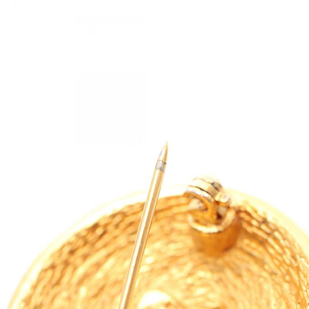 CHANEL Authentic Gold Logo Brooch - Picture 7 of 7